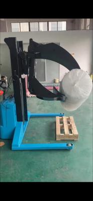 China Elektrische palletstapler 1000-2000 kg vorkheftruck met 360 graden draaiende papierrolklemmen Te koop