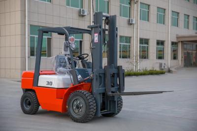 China 2.5 Ton 3 Ton Diesel Forklift Truck Handling Warehouse Forklift Four Wheel With Side Shift for sale