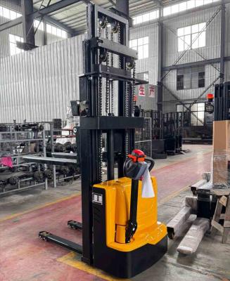 China 4 Meters 1.6 Tons Full Electric Walkie Stacker With 3-mast For Manufacturing Industry for sale