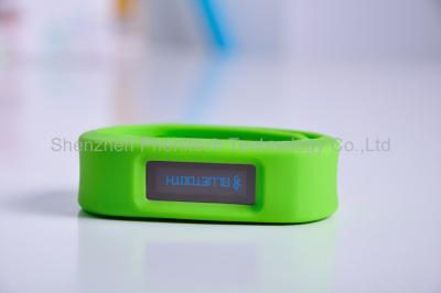 China Low Radiation Green Silicone Bluetooth Smart Watch For 2.1 IOS Android System for sale