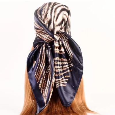 China 2021 Wholesale Custom Made Luxury Matte Silk Edge Satin Head Scarves 100% Polyester Square Solid Color for sale