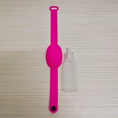 China China Silicone Hand Sanitizer Wristbands Dispenser Adjustable Size Wristband for sale