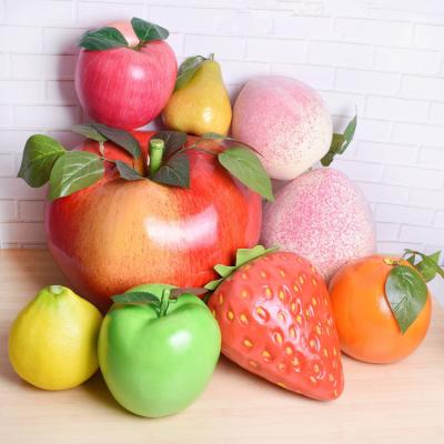 China 2021 durable artificial fruit apple ornaments for home decoration moss simulation fruit model for sale