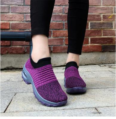 China Women Running Walking Shoes Autumn New Mesh Breathable Knit Ladies Warm Mix Colors Sneakers Platform Soft Slip On Loafers SLL413 for sale