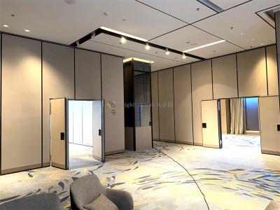 China Easy Install Soundproof Aluminum Removable Mobile Folding Wall Systems 2.5-3 Meters zu verkaufen