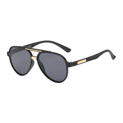 China Comfort New Retro Trending Classic Sunglasses For Men Women for sale