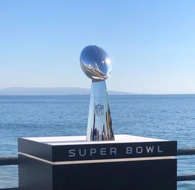 China Wholesale Souvenir Gift Decoration Metal Mill Souvenir Super Bowl Nfl Football Basketball Championship Trophy Manufacture Champion Baseball Trophy for sale