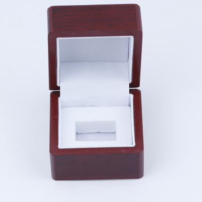 China Handmade wooden champion ring display box, custom champion ring storage box, transparent ring storage box for sale