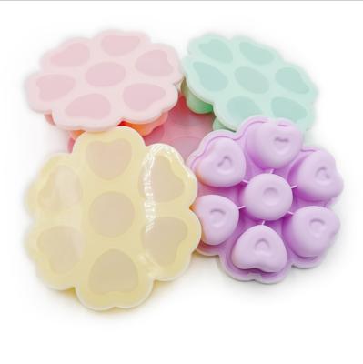 China Home heart-shaped platinum silica gel food box with lid frozen, creative refrigerated and fresh-keeping ice tray for sale