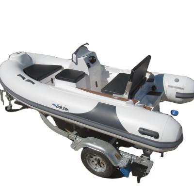 China Newest 3.3m 45cm Modern Luxury Fiberglass Boat Fiberglass Inflatable Fishing Yacht 11KW/15HP 130KG Speed for sale