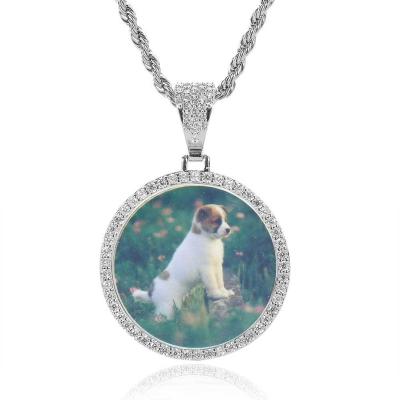 China Custom Hiphop Zsusjewels Gold Rope Chain Picture Necklace Around Frame Clear Picture Zircon Pendant Necklace for sale