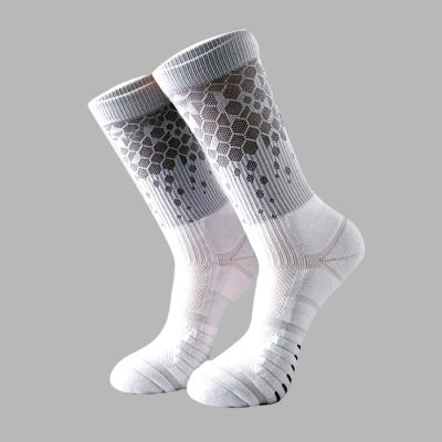 China Elite Breathable Basketball Autumn Fashion KANGYI Running Socks Design Your Own Socks Terry Compression Sport Socks for sale