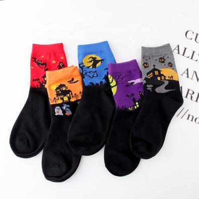 China KANGYI viable wholesale men's crew socks fashion funny holiday helloween socks with pumpkin bat witch pattern for sale