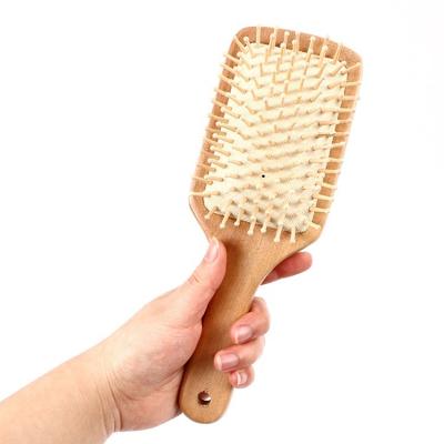 China Manufacturers Comfortable Direct Air Cushion Massage Wooden Comb Can Be Customized for sale