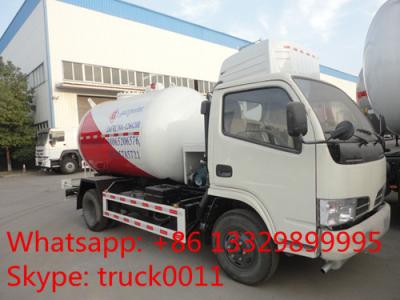 China CLW Brand factory  direct sale 5500L tons lpg gas filling truck,2.31MT cooking gas dispensing truck for gas cylinders for sale