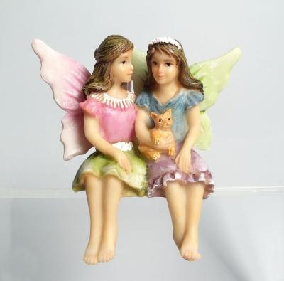 China China Hot Sale Resin Figurine 2 Standing Fairy Garden for sale