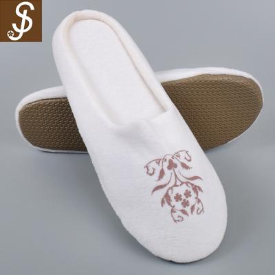 China Fashion Trend S&J Manufacturer Luxury Online Spa Hotel Slippers Comfortable Women's Slippers Disposable Slipper For Guest for sale