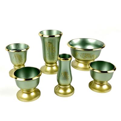 China Wholesale Reusable Sacrifice Copper Casting Suite Worship Buddha Supplies Exquisite Pure Copper Sets Buddhist Candle Holder for sale