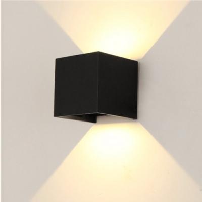 China Modern 2W Mini Spot It Waterproof IP65 LED Wall Lamp Surface Mounted Bracket Light Porch Light for sale