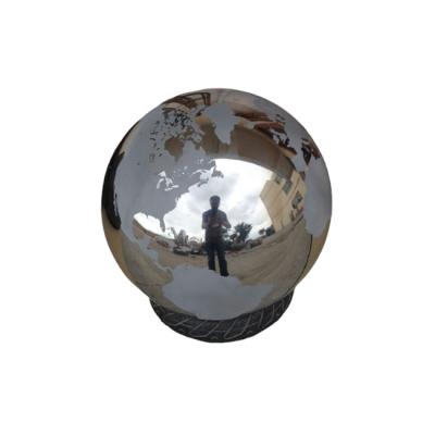 China Corrosion Resistance Garden Decoration 2M Stainless Steel Sphere With World Map Sandblasted Te koop