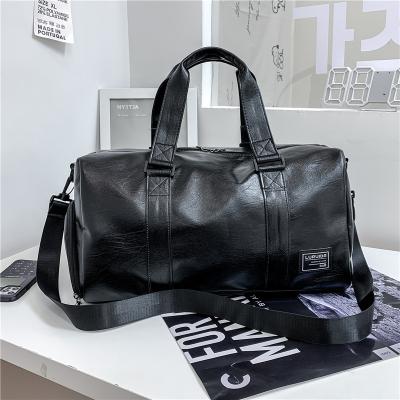 China New Fashion Large Capacity PU Travel Bag Multifunction Waterproof Sports Travel Bag For Business for sale