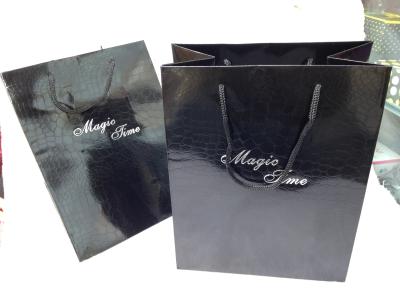 China Clearly Glaze Custom Paper Shopping Bags With Handles , Black Color for sale