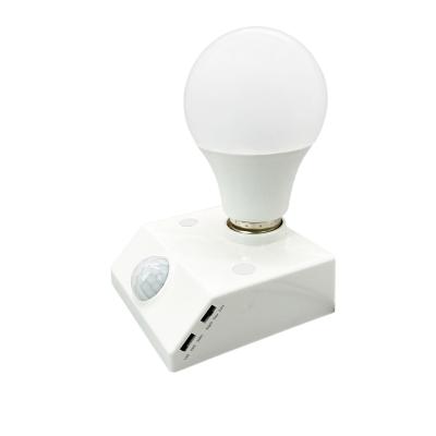 China E27 E27 220V Automatic Infrared Motion Sensor Lamp Holder Light Switch Automatic For Bulb Human Body Induction Lamp Holder for sale