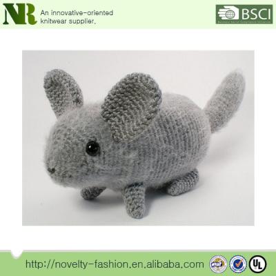 China Eco-friendly Fleece Stuffed Toys Knitted Toy Soft Plush Toy Lovely Mouse Handmade Toy for sale