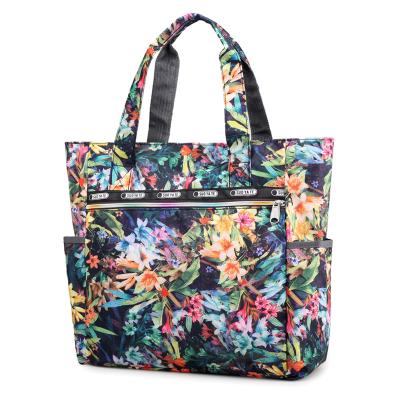 China Fashion New Style Women Large Capacity Water Repellent Printing Nylon Tote Bag Pattern Bag Shopping Handbag for sale