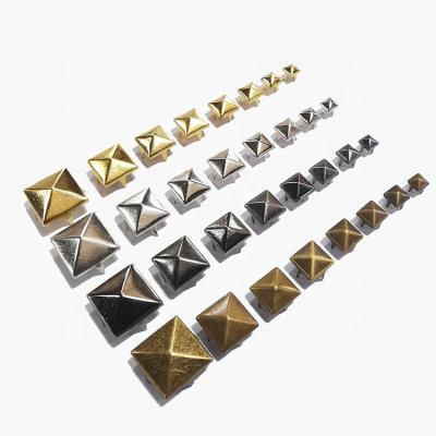 China Quality Guarantee Stainless Pyramid Stud Rivet For Boots Punk Backpack Rivets Studs With 4 Claws for sale