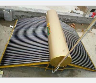 China Large Outdoor Capacity 500L/1000L Evacuated Glass Tubes Compact Solar Water Heater Heating System Collector for sale