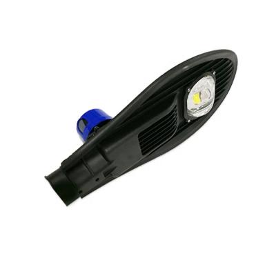 China Outdoor Lighting IP66 Outdoor Lighting Solar Led Street Light Price With Photocell for sale