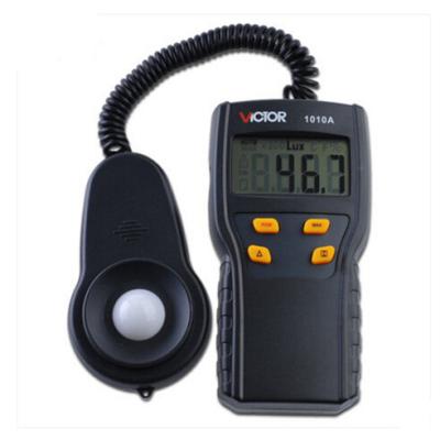 China VICTOR VC1010A Digital Lux Meter Photo Light Meter Lumens Screen 50pcs VC1010A for sale