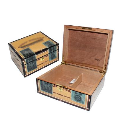 China King Edward Cedar Wooden Lacquerware Cigar Humidor Cigar Box for sale