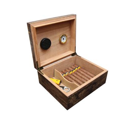 China Cost Effective Handmade Luxury Custom Cigar Storge Humidor Wooden Cigar Box for sale