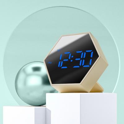 China Multifunctional Hot Selling Online Kids Wake Up Smart Digital Table Clocks Digital Desk Clock for sale