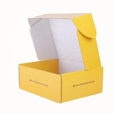 China Recyclable Kraft Paper Printing Box Pink Eyelash Packaging Box for sale