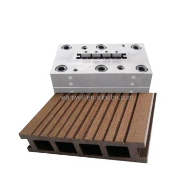 China Exterior WPC Decking Flooring Profile Steel Extrusion Molding for sale