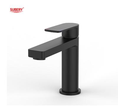 Cina Metal Matt Black Bathroom Basin Mixer Faucet Single Lever in vendita