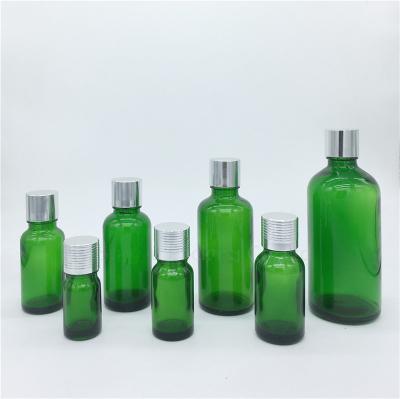 中国 Essential oil packaging with dropper cap 5ml 10ml 15ml 30ml 50ml 100ml cobalt blue glass bottle with childproof cap for cosmetic 販売のため