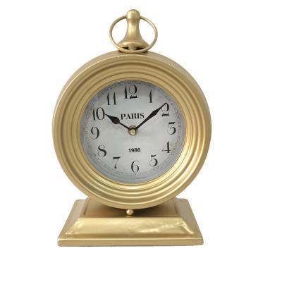 China Retro Old Fashioned Antique Style Battery Operated Quartz Analogue Quartz Desk Table Alarm Clock Quiet Gold Table Clock for sale