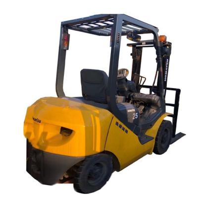 China Building Material Stores Customized Heavy Duty Fd25 Used 2.5 Ton Komatsu Forklift for sale