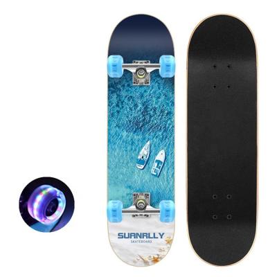 China Professional Adult Wooden Board Shorts Maple Training Pro Outdoor Sports Sports Skateboard Complete Skateboard for sale