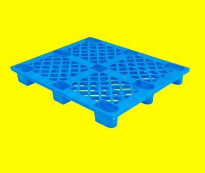 China Lightweight Stackable Recycled HDPE Single Faced One Way Disposable Cheap Plastic Export Pallet for sale