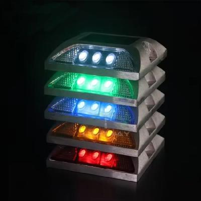 China LED Solar Flashing Road Studs Waterproof For Traffic Sign Usage And Safety for sale