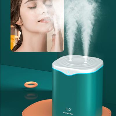 China New Product 2L Anti-dry Double Nozzle Spray Cool Mist Diffuser Portable Mini Ultrasonic Humidifiers for sale