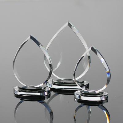 China High Quality Custom Crystal Trophy Europe Crystal Glass Factory Price For Souvenir Glass Trophy for sale