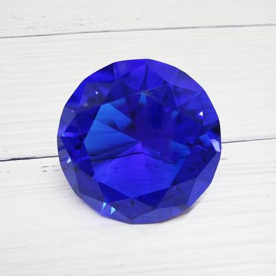 China Colored Glass Diamond Paper Weight from Europe Crystal Diamond Wedding Favors Gift Crystal for sale