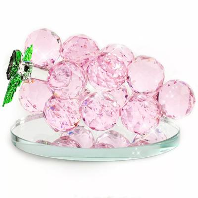 China Europe Wholesale Crystal Model for Keepsake Gift, Decoration or Gifts Souvenirs Shape Crystal Glass Grape Model for sale