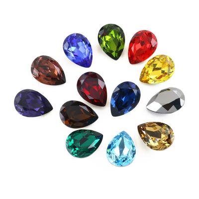 China Wholesale Custom Colors Favorable High Quality Crystal Glass Diamond Paperweight From Europe Various for sale